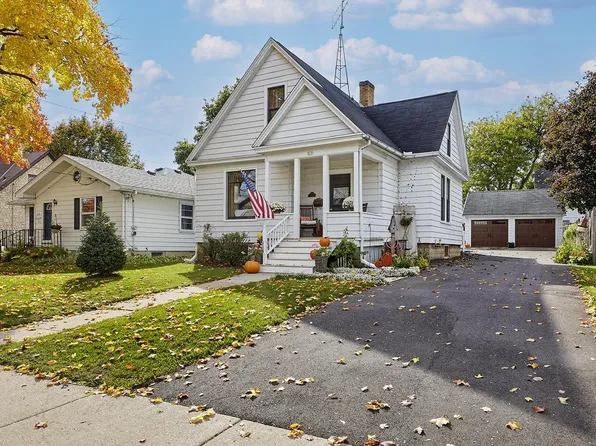 217 North Perkins BOULEVARD, Burlington, WI 53105