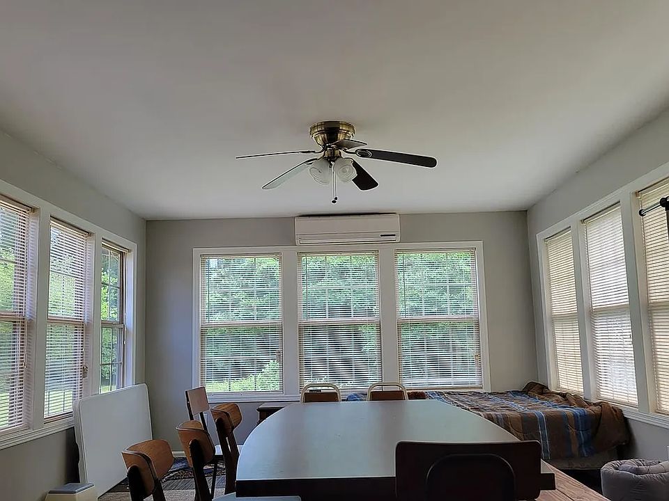 1st image of 4904 Holmes Ave NW
