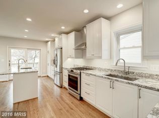 3020 16th Rd S, Arlington, VA 22204