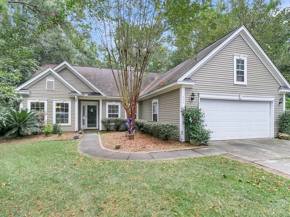 305 Oleander Way, Summerville, SC 29485