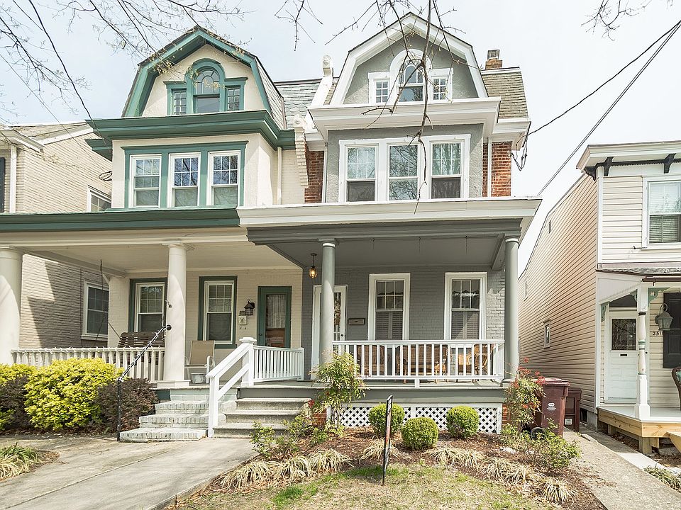 1st image of 2513 W 18th St