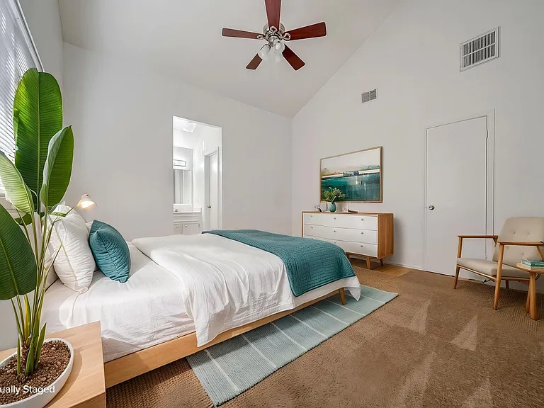 55 Summer Crest Cir — Photo 10