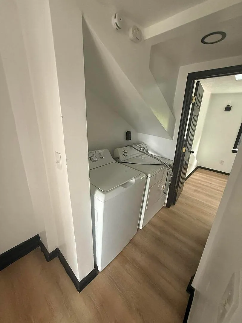 Newly Updated 2 Bedroom Home In the Southside! — Photo 4