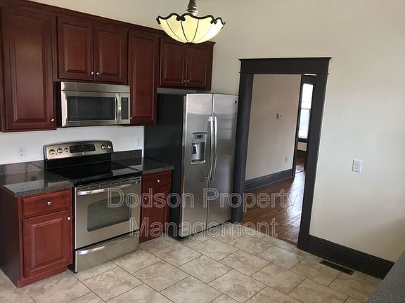 3rd image of 411 W 26th St