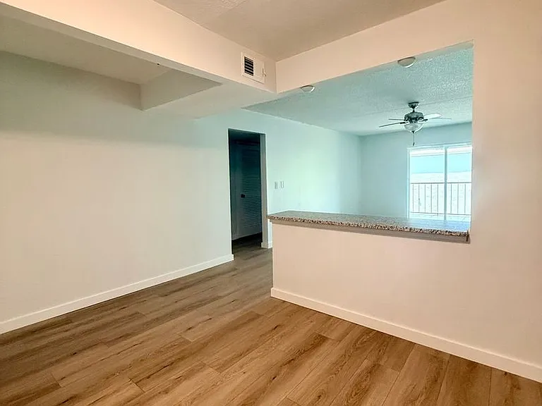 14417 Americana Cir #204 — Photo 8