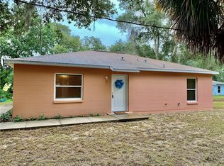 909 White Ln NE, Steinhatchee, FL 32359