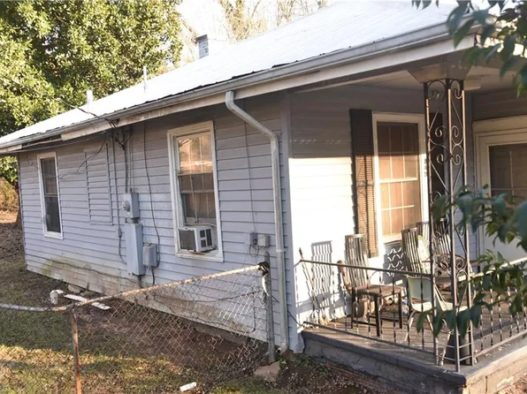 849 N Jackson Ave, Winston Salem, NC 27101