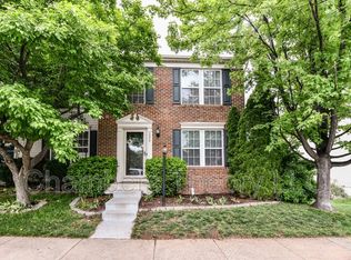 235 Shirley Sq SE, Leesburg, VA 20175