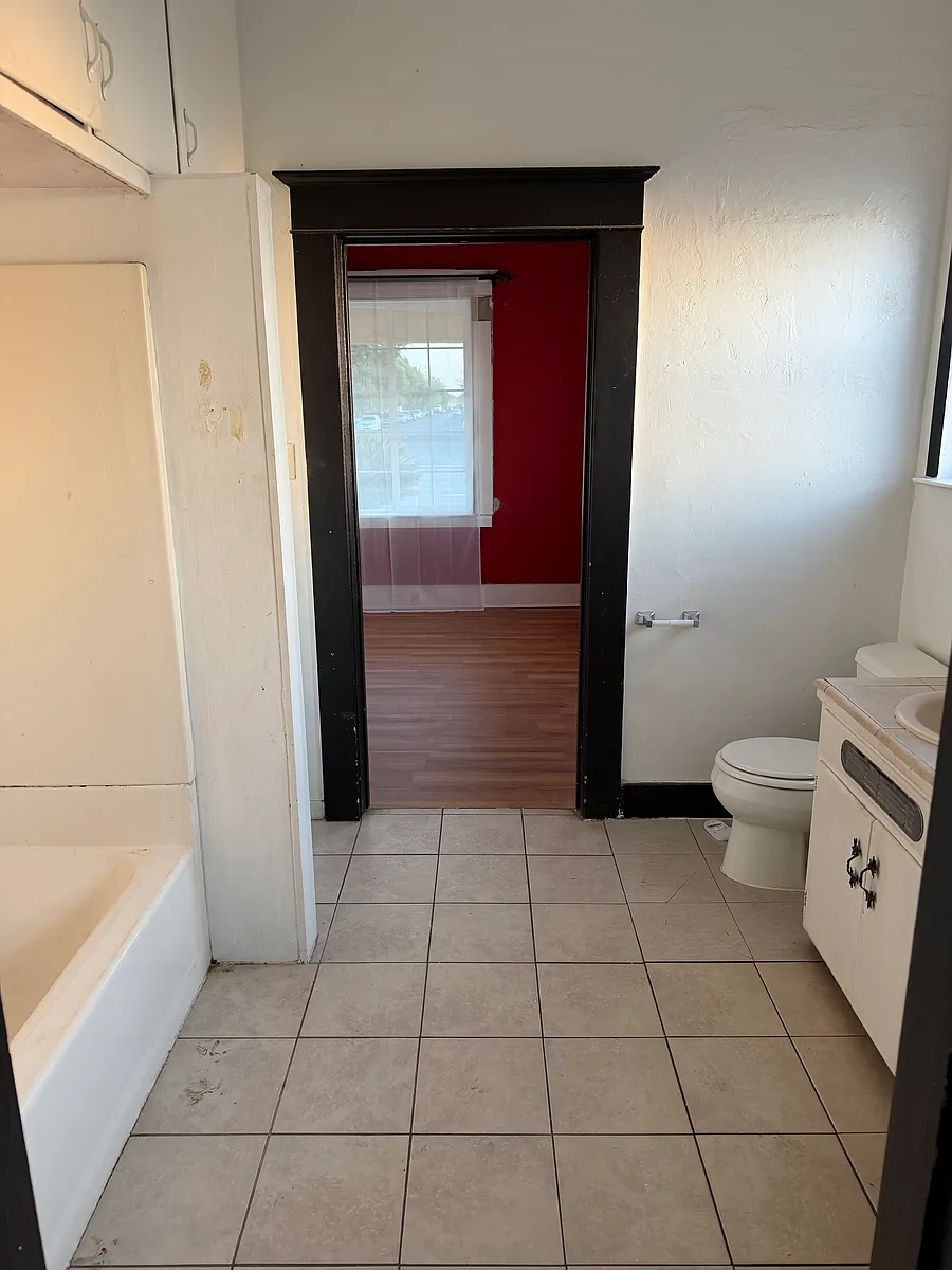 Building Photo - 400 E Grangeville Blvd