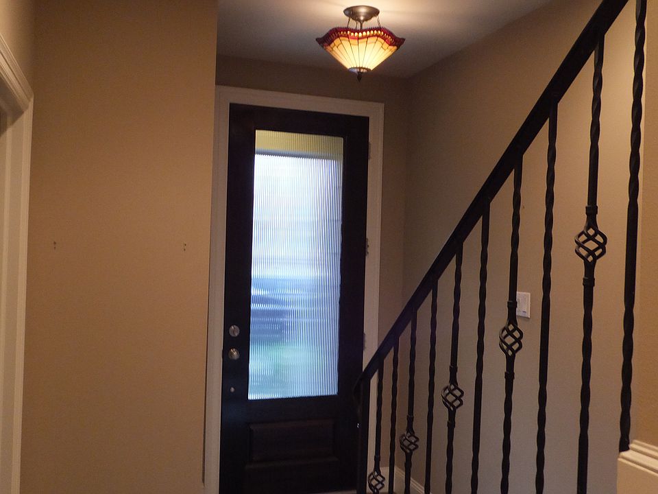 Entry way/foyer