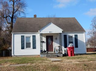 611 Vernon Ave, Sikeston, MO 63801