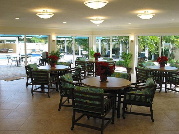 5th image of 22 Turtle Creek Dr APT A