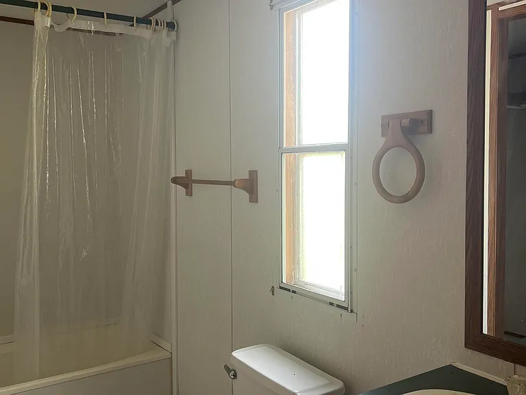 601 S Crockett St — Photo 13
