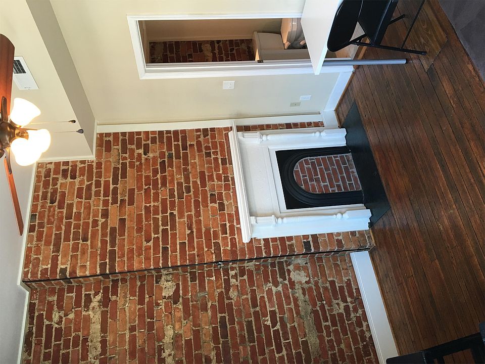 1st image of 417 W Grace St #A