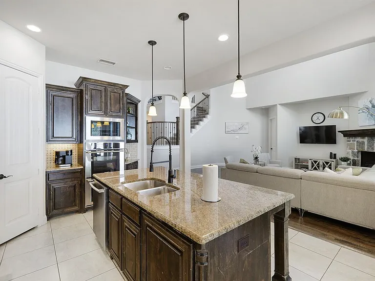 11117 Charger Way — Photo 40