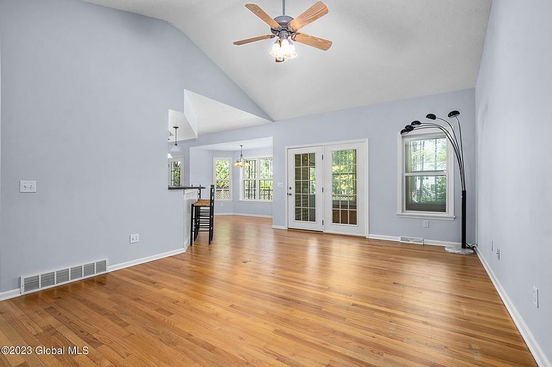 5th image of 104 Citation Way