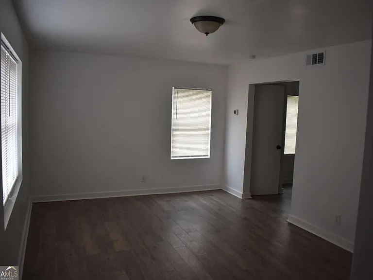 1156 Triple Hill Dr #E — Photo 3