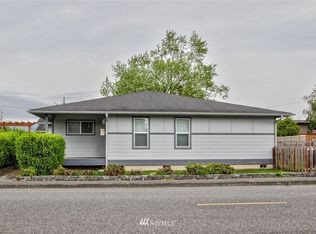 1300 Berniece St, Mount Vernon, WA