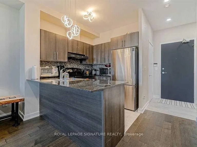 120 Dallimore Cir #926 — Photo 9