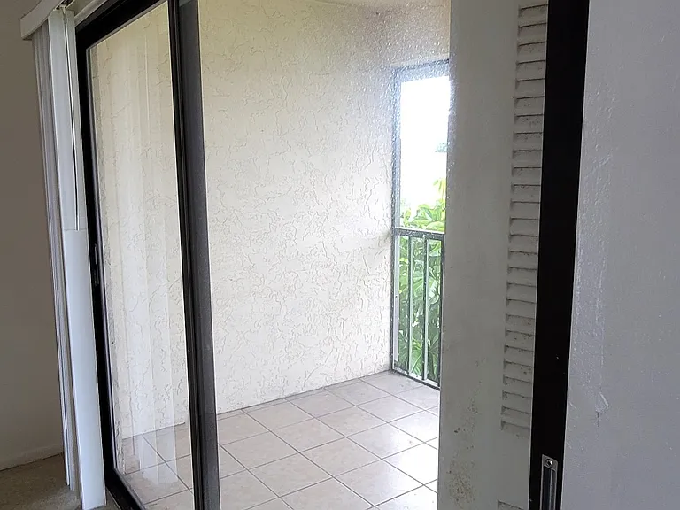 3801 Country Club Blvd #7 — Photo 12