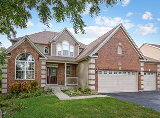 1282 Hall St, Sugar Grove, IL 60554