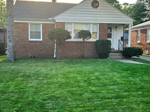 18211 McIntyre St, Detroit, MI 48219