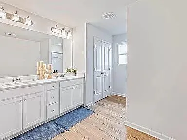 8 Lumpkin Ln — Photo 13