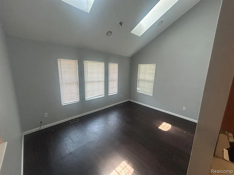 15626 Stone Crossing Dr — Photo 2