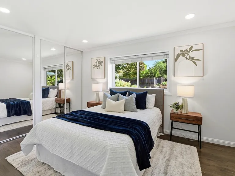 1683 Hyacinth Ln — Photo 13