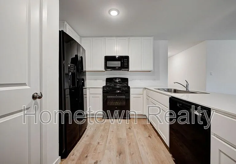 9612 NW 123rd St — Photo 12