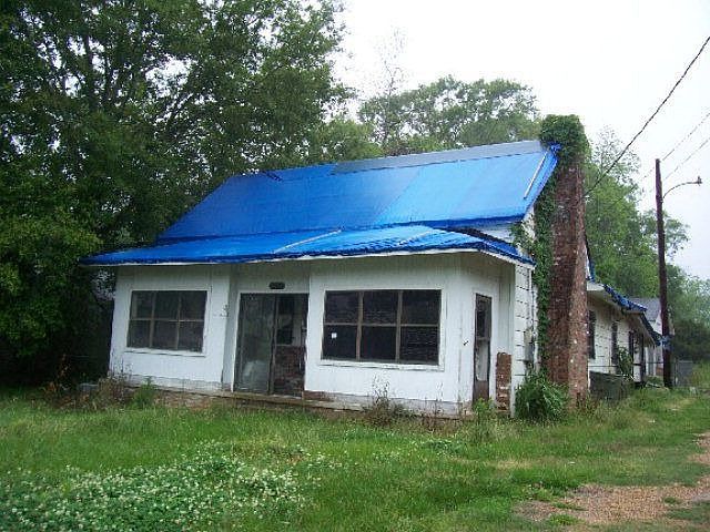 2nd image of 1115 Pearl River Ave