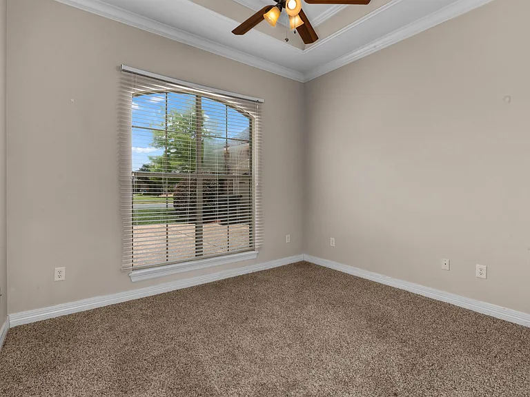 407 Carnaby — Photo 24