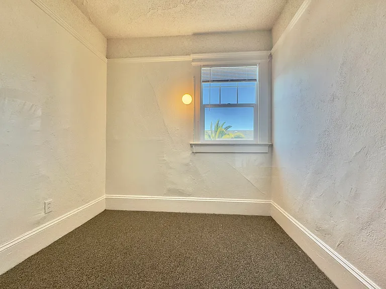 3647 West St — Photo 43