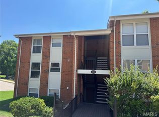 1966 Hunting Lake Ct APT 201, Saint Louis, MO 63122