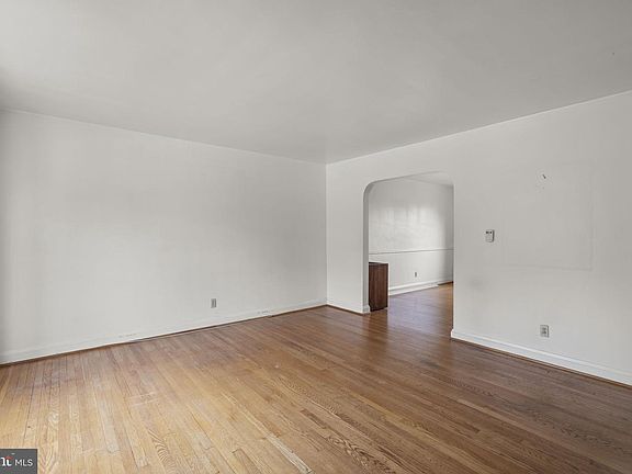 4th image of 1241 Glenhaven Rd