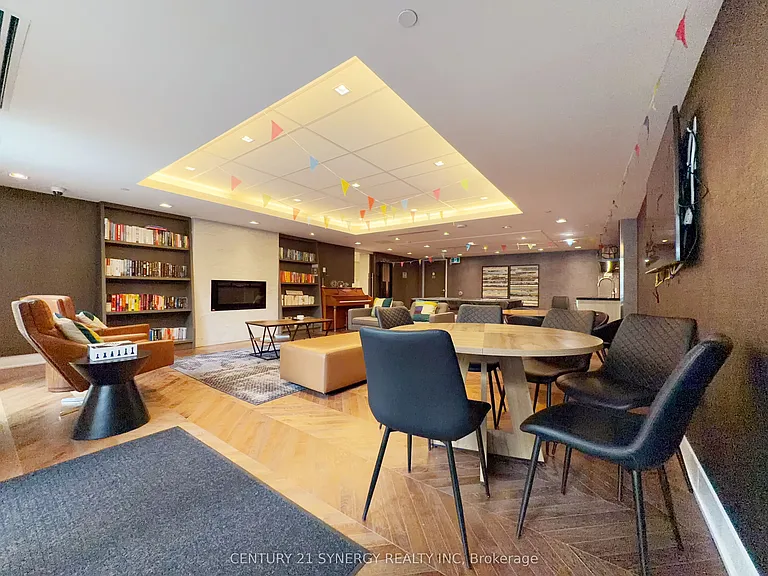 411 Mackay St #408 — Photo 26