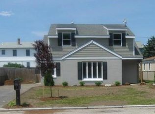 10 Nimitz Rd, Rumford, RI 02916