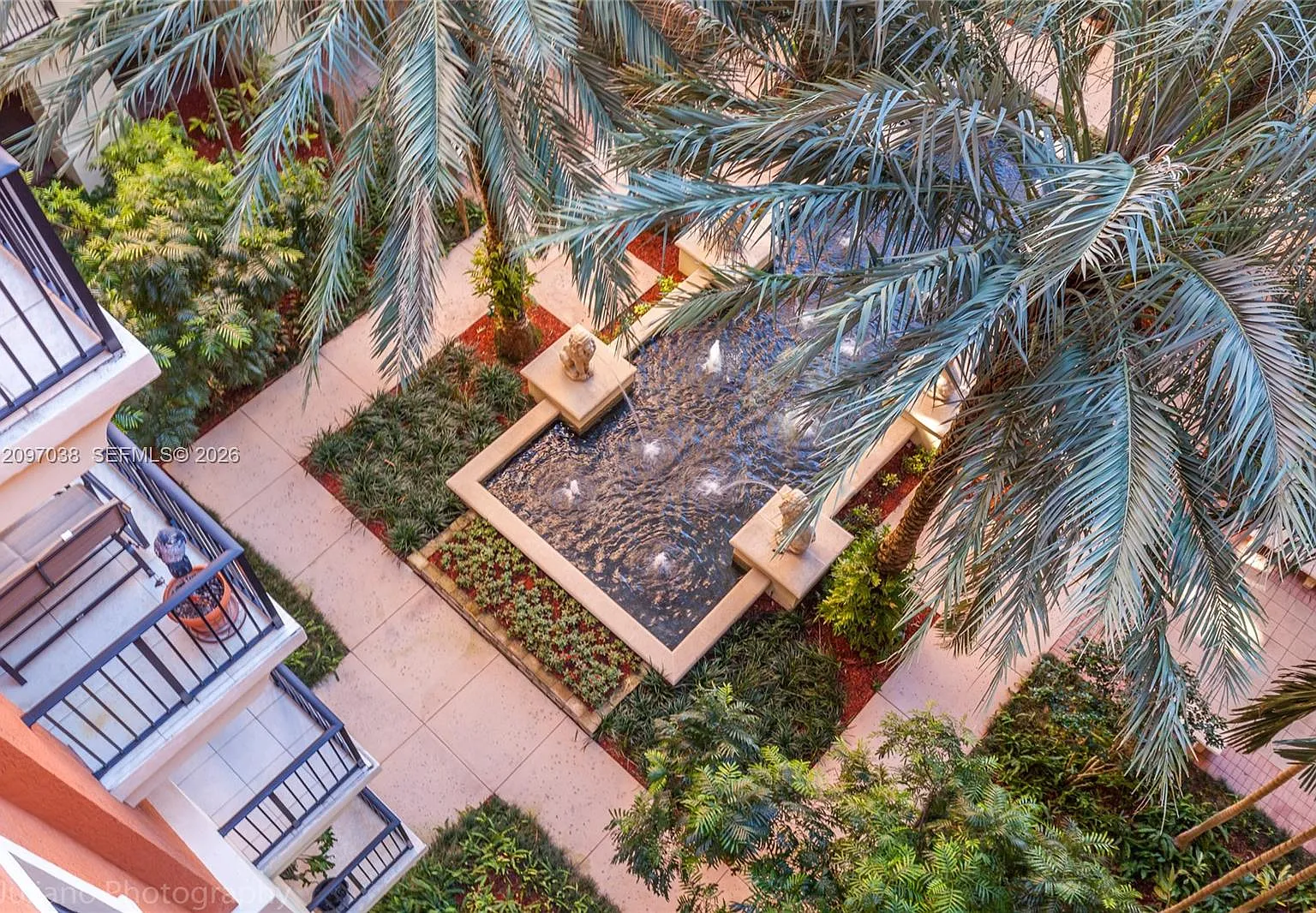 100 Andalusia Ave — Photo 4