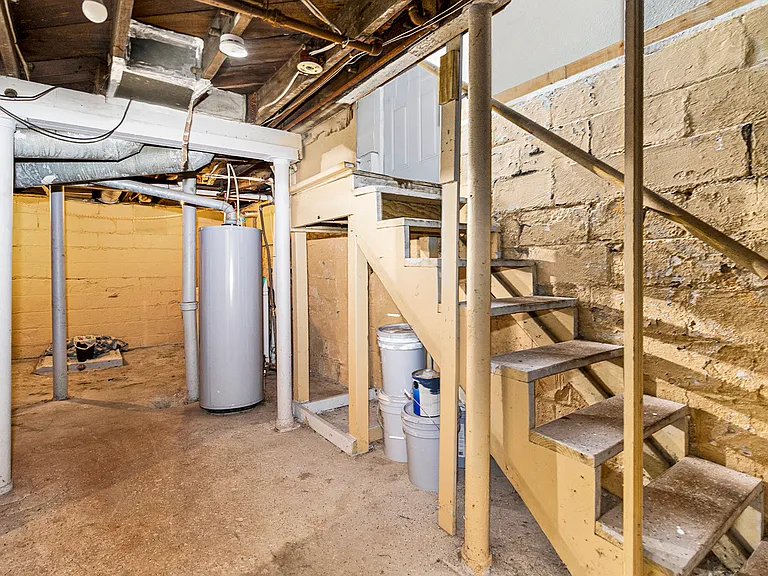 805 Miner St — Photo 23