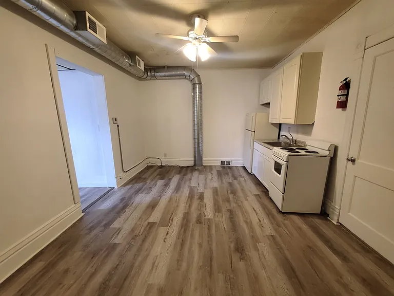 218 South St — Photo 17