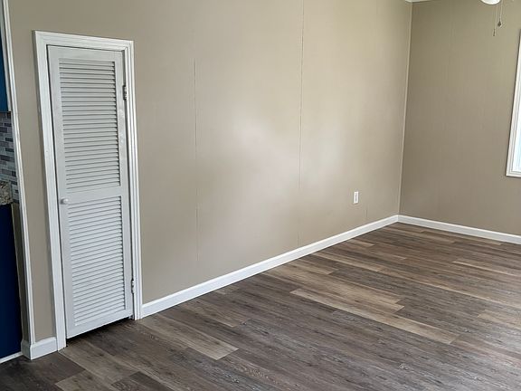2nd image of 506 Orange Ave