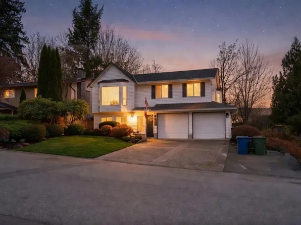 3669 Bulkley St, Abbotsford, BC V2S 7H3