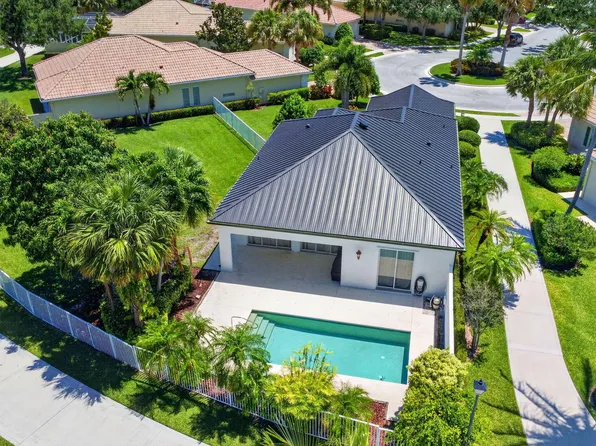 8142 Jolly Harbour Court, Wellington, FL 33414