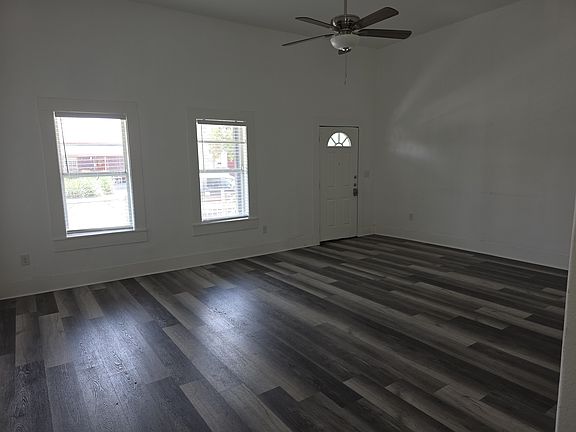 3rd image of 721 Marshall St #B