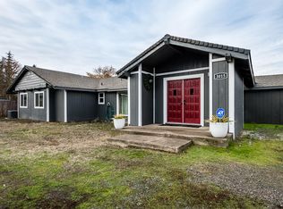 3015 Cheltenham Way, Medford, OR 97504