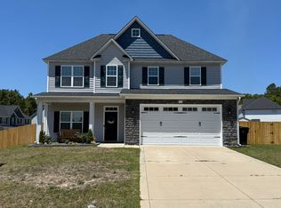 1216 Yellowwood Dr, Aberdeen, NC 28315