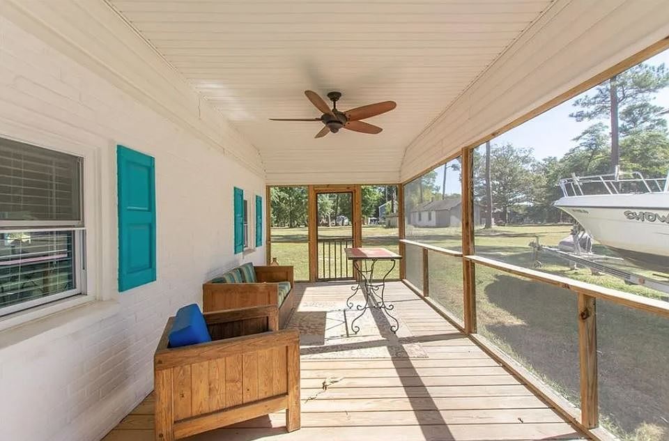 Screened porch