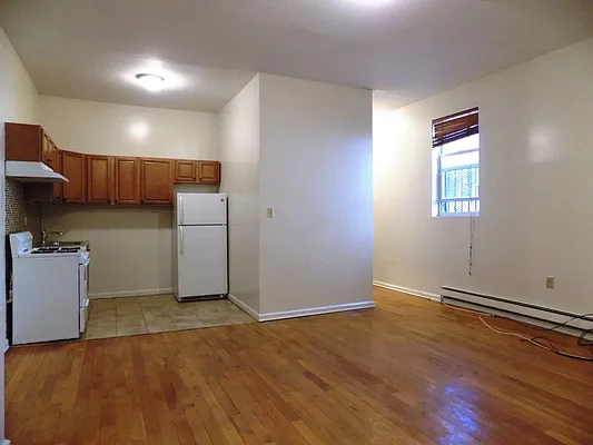 Rented by Blue Egg Realty Corp | media 14