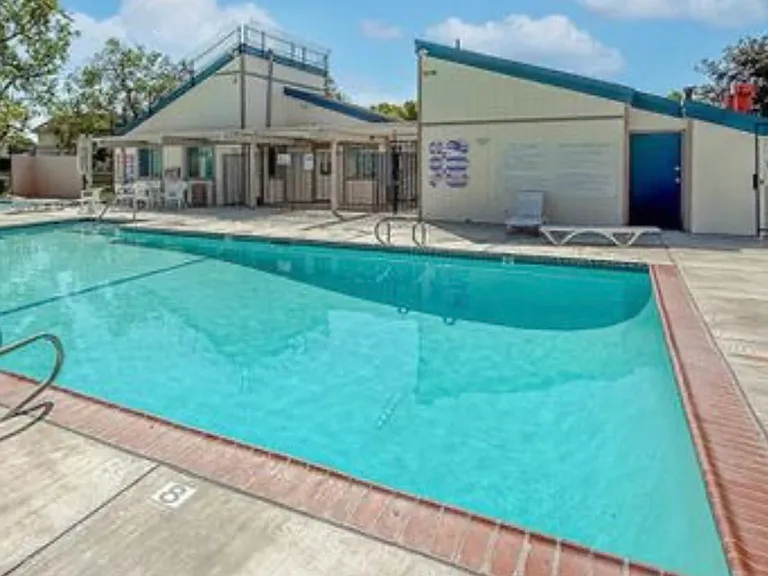 1785 Orinda Ct — Photo 2