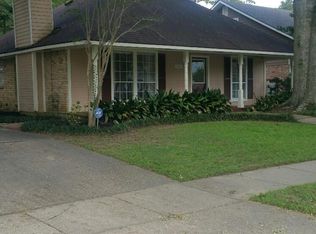 3924 Country View Dr, Baton Rouge, LA 70816